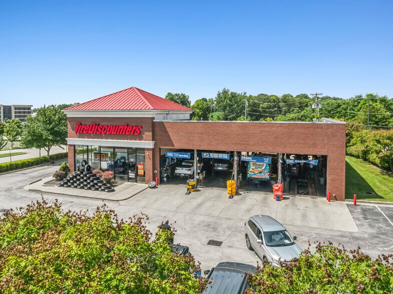 1481 Versailles Rd, Frankfort, KY à vendre - Photo de l’immeuble – Image 1 sur 9