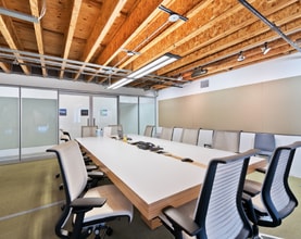 2256 Barry Ave, Los Angeles, CA à louer Photo intérieure– Image 2 sur 6