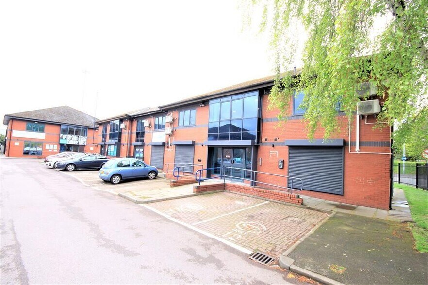 Sheepscar Ct, Leeds à louer - Photo de l’immeuble – Image 3 sur 10