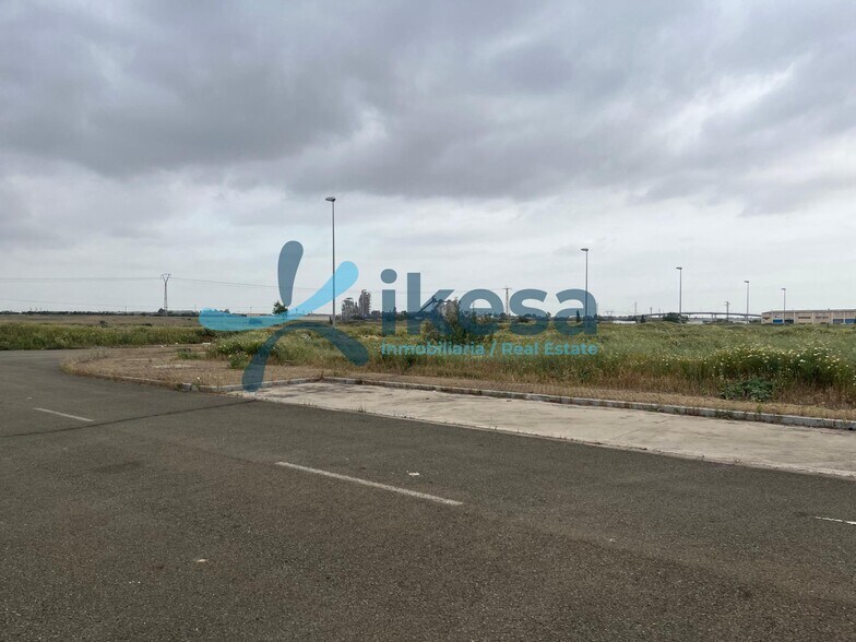 Terrain dans Alcalá de Guadaíra, Sevilla à vendre - Photo de l’immeuble – Image 3 sur 10