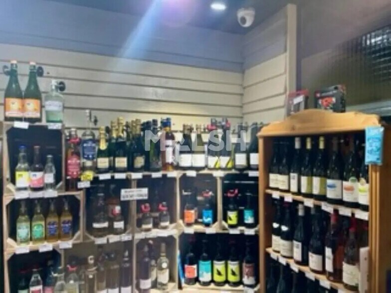 Local commercial dans Lyon à louer - Photo de l’immeuble – Image 3 sur 4
