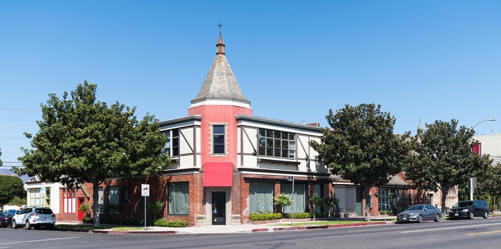 7415-7427 Beverly Blvd, Los Angeles, CA à louer - Photo principale – Image 1 sur 2