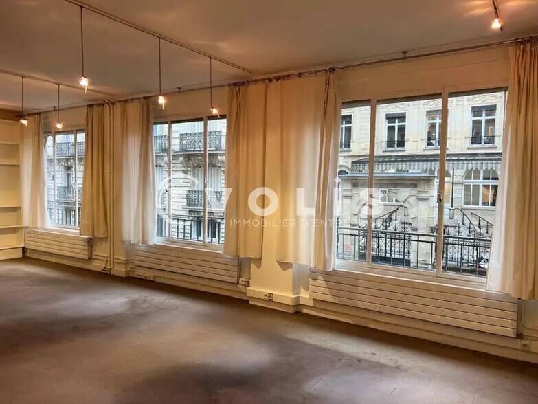 Bureau dans Paris à louer - Photo intérieure – Image 2 sur 8