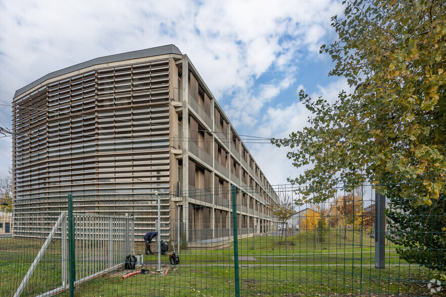 Bureau dans Bordeaux à louer - Photo de l’immeuble – Image 2 sur 4