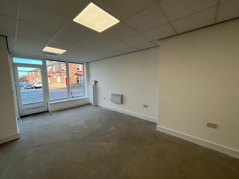 43 St Helens Rd, Leigh à louer - Photo intérieure – Image 2 sur 13