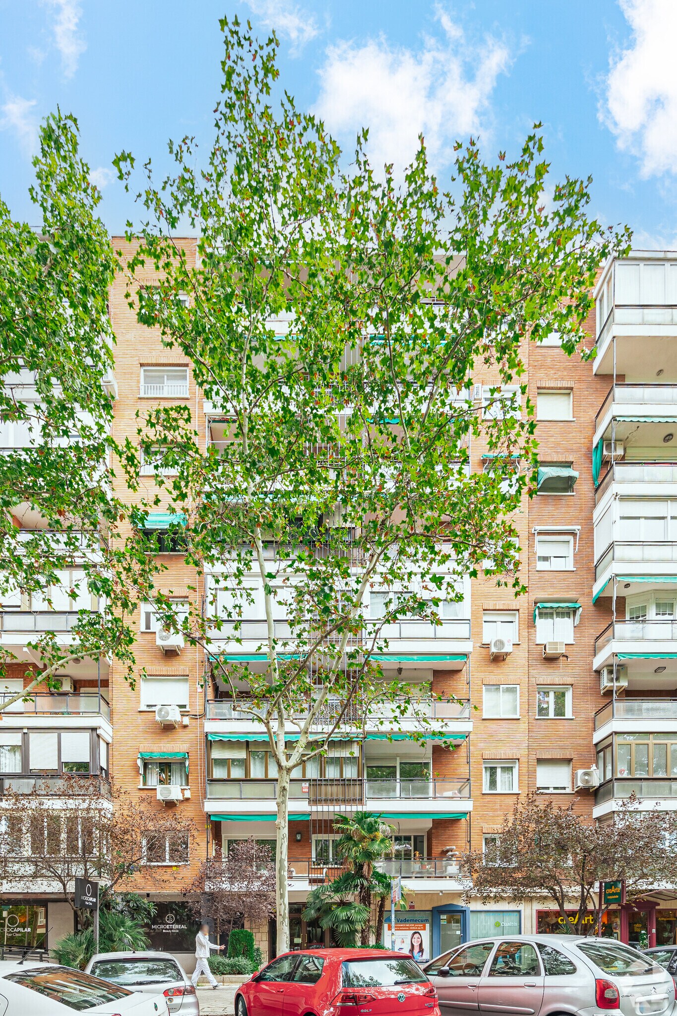 Local commercial dans Madrid, Madrid à louer Photo principale– Image 1 sur 3