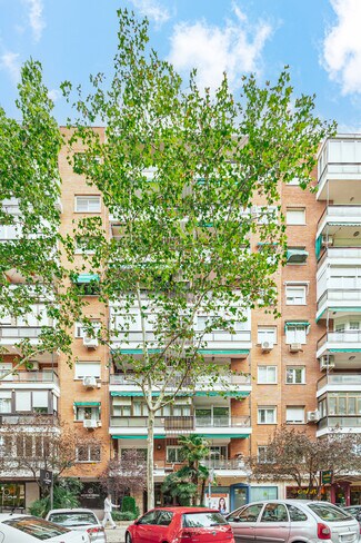 Plus de détails pour Local commercial à louer