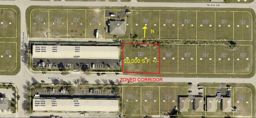 1021 NE 8th St, Cape Coral, FL à vendre - Photo principale – Image 1 sur 2
