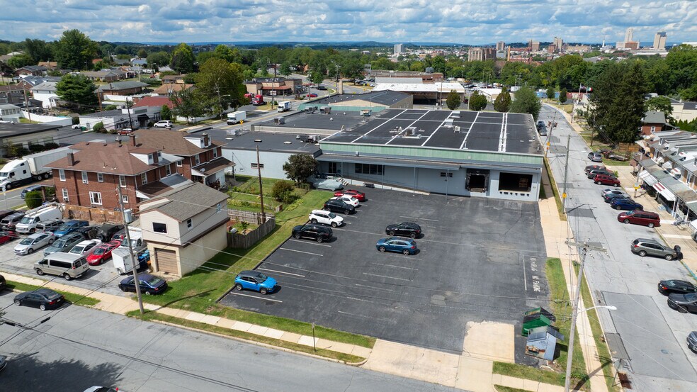 345 Morgantown Rd, Reading, PA à louer - Photo de l’immeuble – Image 3 sur 10