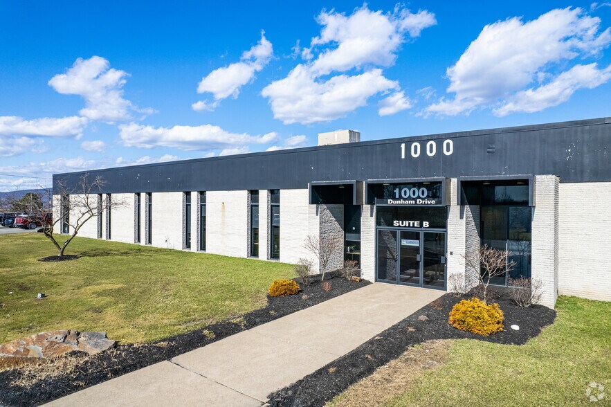 1000 Dunham Dr, Dunmore, PA à louer - Photo principale – Image 1 sur 7