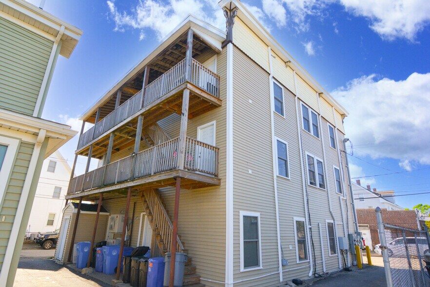 120-126 Felton St, Waltham, MA à vendre - Photo de l’immeuble – Image 3 sur 15