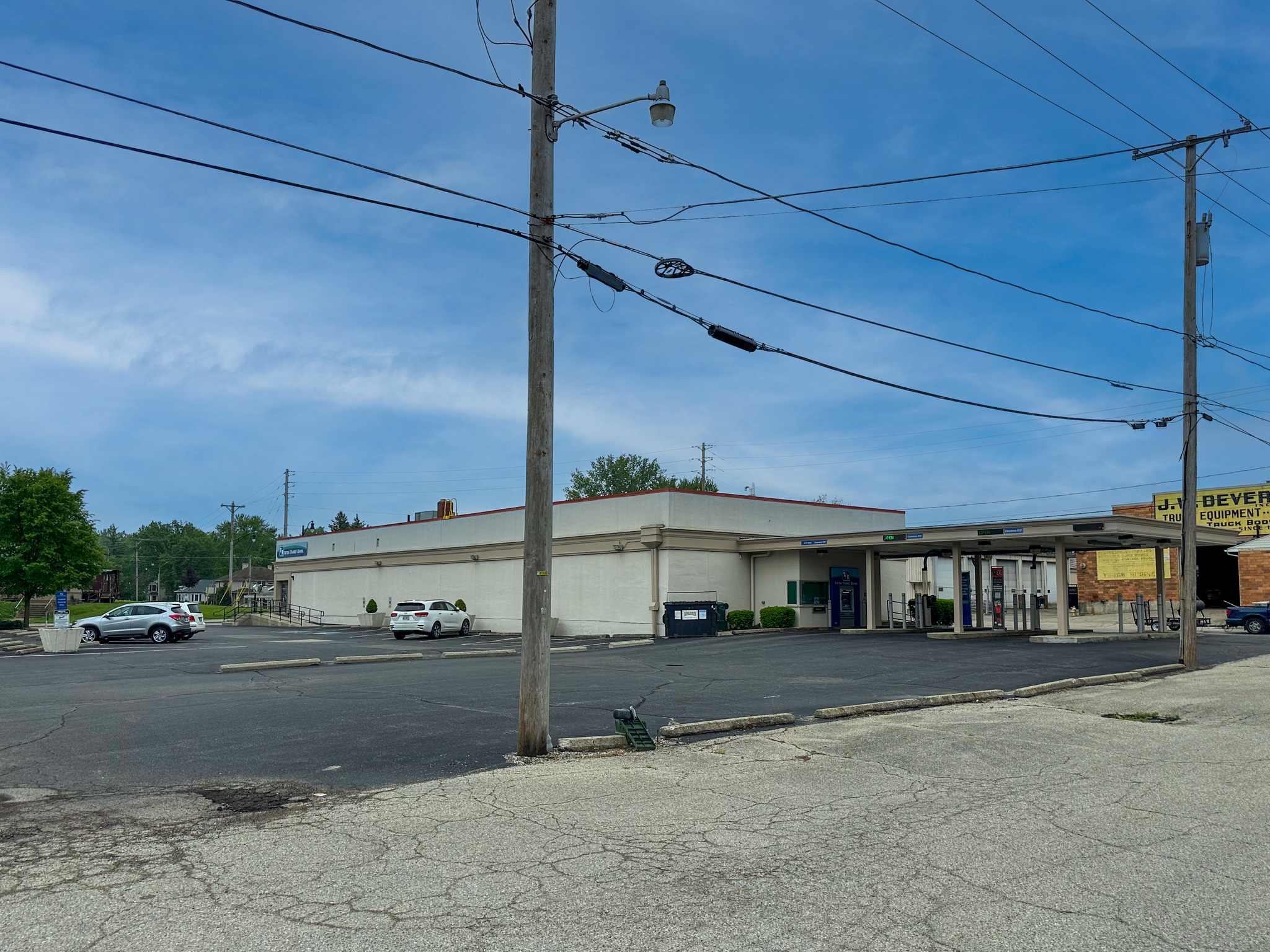 1 E Main St, Trotwood, OH à vendre Photo principale– Image 1 sur 3