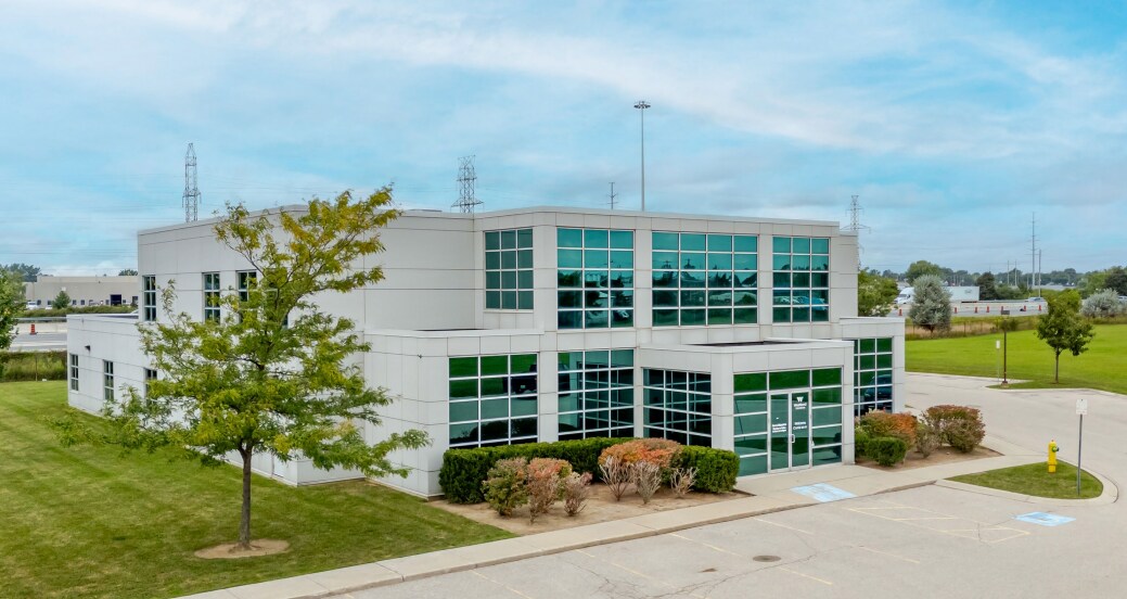 910 Wilton Grove Rd, London, ON à louer Photo principale– Image 1 sur 7