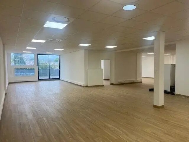 Bureau dans Biot à louer Photo de l’immeuble– Image 1 sur 7