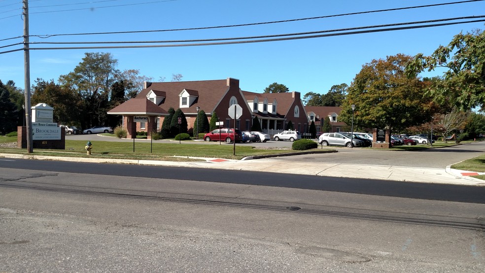601 S Route 9, Cape May Court House, NJ à louer - Photo de l’immeuble – Image 2 sur 7