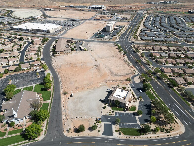 Sun River Parkway, Saint George, UT à vendre - Photo de l’immeuble – Image 3 sur 11