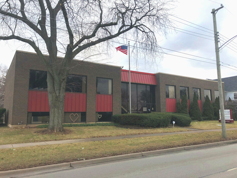 540 W Galena Blvd, Aurora, IL à louer - Photo de l’immeuble – Image 2 sur 6