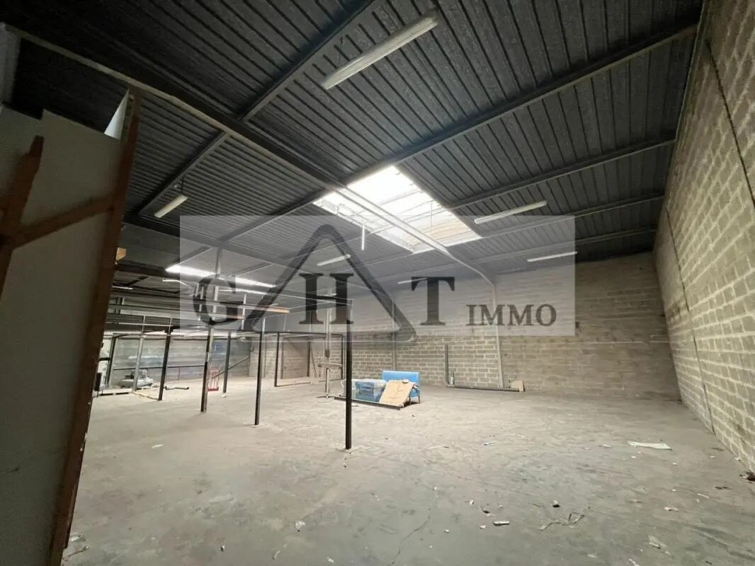 Industriel/Logistique dans Bobigny à louer Photo de l’immeuble– Image 1 sur 4