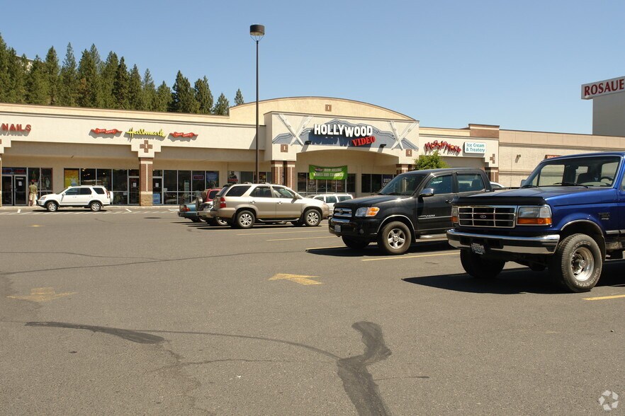 1802-1810 W Francis Ave, Spokane, WA à vendre - Photo de l’immeuble – Image 2 sur 2