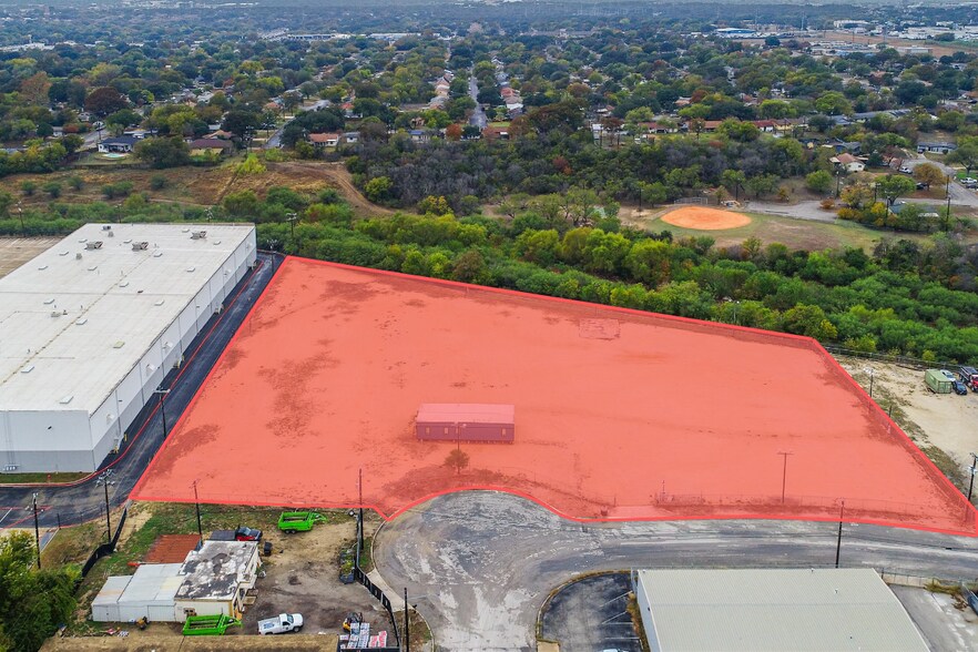 9711 Cobb St, San Antonio, TX à vendre - Photo de l’immeuble – Image 2 sur 14