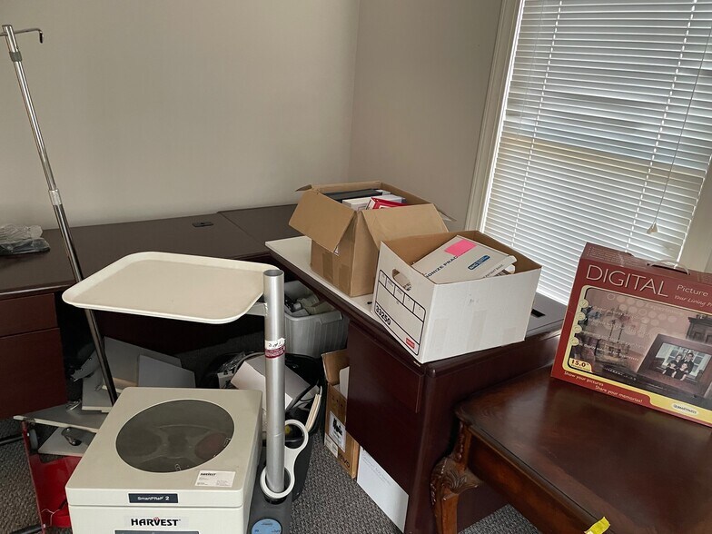 4550 Country Club Rd, Winston-Salem, NC à louer - Photo de l’immeuble – Image 3 sur 15