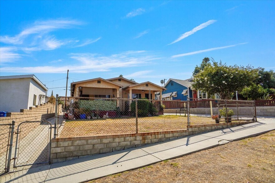 2737 Avenue 30, Los Angeles, CA à vendre - Photo de l’immeuble – Image 2 sur 13