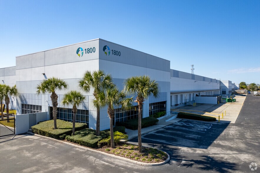 1850 Cypress Lake Dr, Orlando, FL à louer - Photo de l’immeuble – Image 3 sur 3