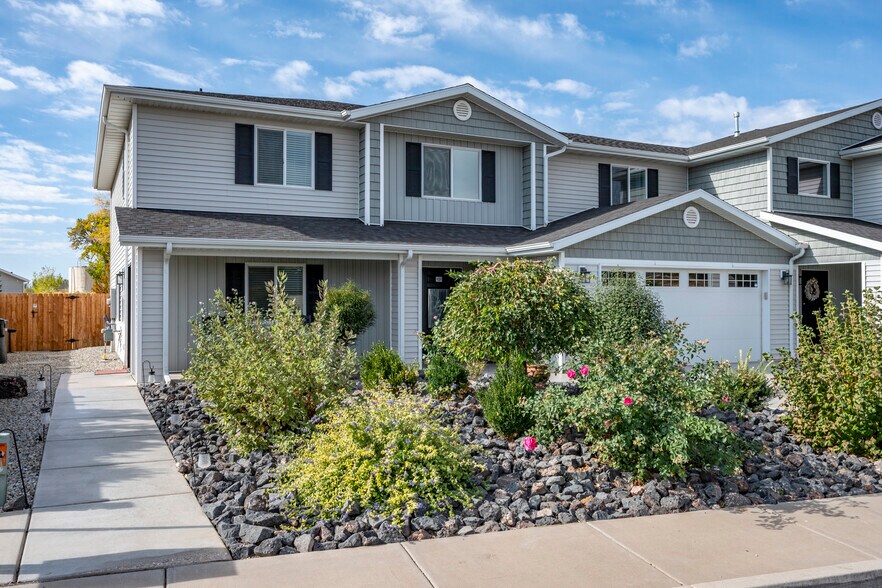 1971 W Gemini Meadows Ln, Cedar City, UT à vendre - Photo de l’immeuble – Image 3 sur 116