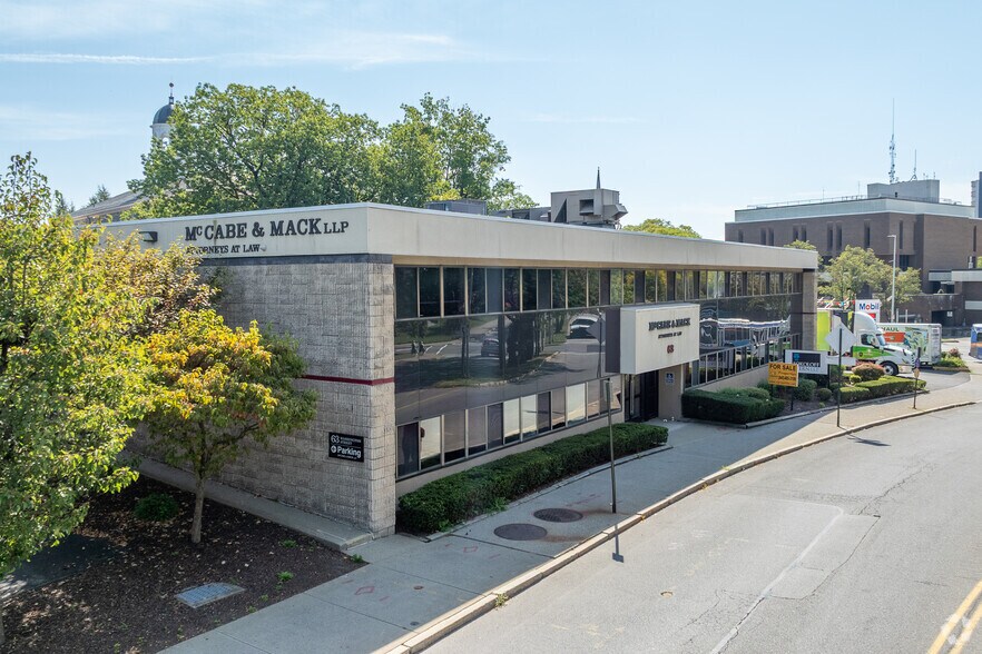 63 Washington St, Poughkeepsie, NY à louer - Photo de l’immeuble – Image 1 sur 6