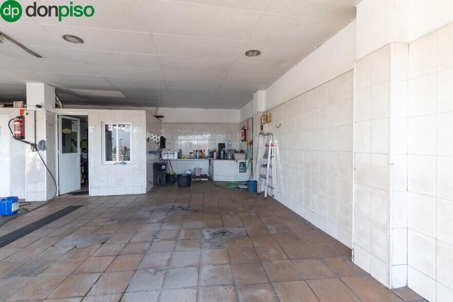Camino Nuevo de la Cueva, 4, Maracena, Granada à vendre - Photo de l’immeuble – Image 3 sur 20