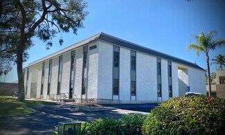 Plus de détails pour 1906 S Commercenter East, San Bernardino, CA - Bureau à louer