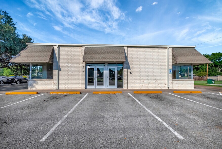 3412 Sam Houston Dr, Victoria, TX à vendre - Photo de l’immeuble – Image 2 sur 32