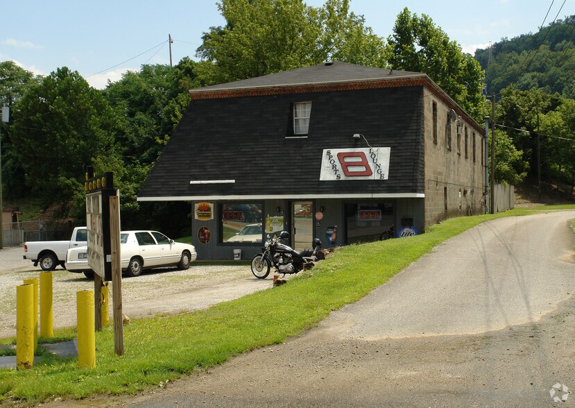 9921 Maccorkle Ave, Charleston, WV à louer - Photo de l’immeuble – Image 2 sur 8