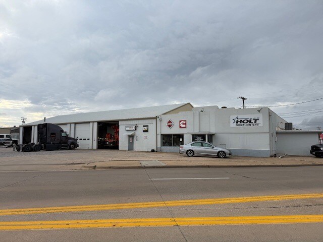 2405 N Grand St, Enid, OK à vendre - Photo de l’immeuble – Image 2 sur 6