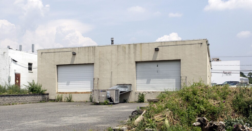 136 Harding Ave, Bellmawr, NJ à vendre - Photo de l’immeuble – Image 2 sur 4
