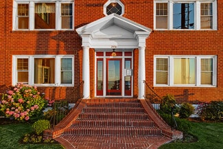 Plus de détails pour 2452 Alki Ave SW, Seattle, WA - Logement à vendre