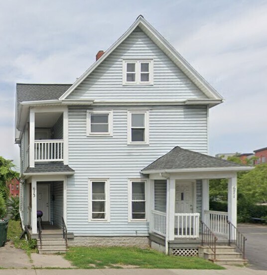 671 Goodman St S, Rochester, NY à vendre - Photo principale – Image 1 sur 1