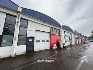 Plus de détails pour Bureau, Local d'activités à louer