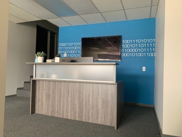 1420 40th Ave NE, Calgary, AB à vendre - Photo intérieure – Image 2 sur 11