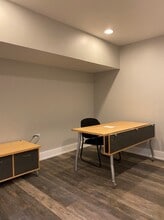 687-689 N Milwaukee Ave, Chicago, IL à louer Photo de l’immeuble– Image 2 sur 4