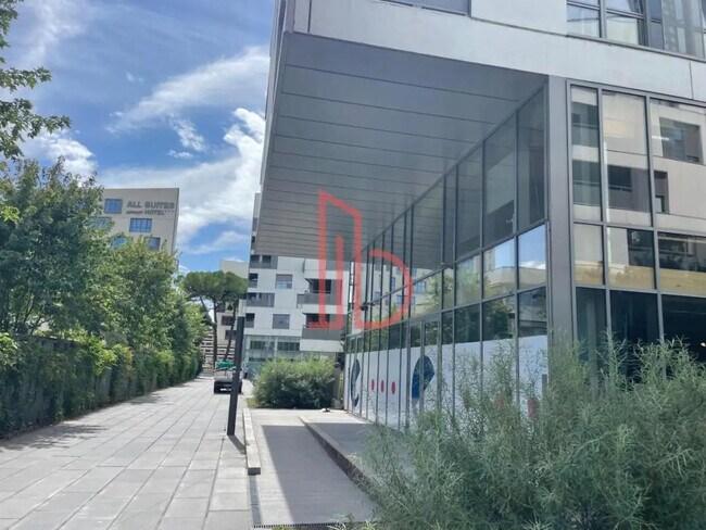 Plus de détails pour Bureau à louer