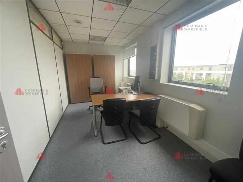 Bureau dans Dijon à louer - Photo de l’immeuble – Image 3 sur 4
