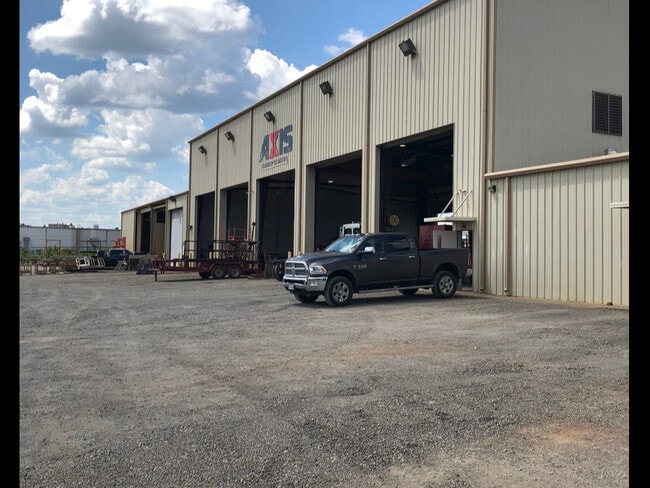 Plus de détails pour 851 W Harrison Rd, Longview, TX - Industriel/Logistique à vendre
