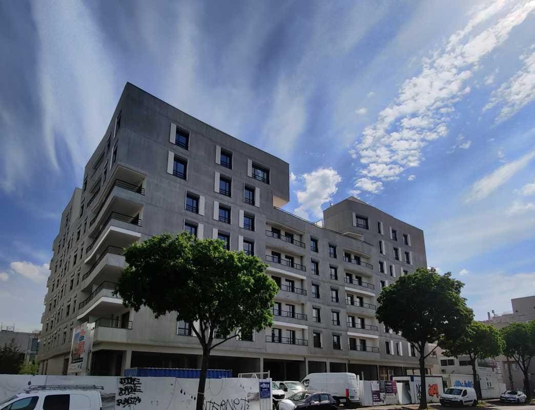 Bureau dans Villeurbanne à louer Photo de l’immeuble– Image 1 sur 8