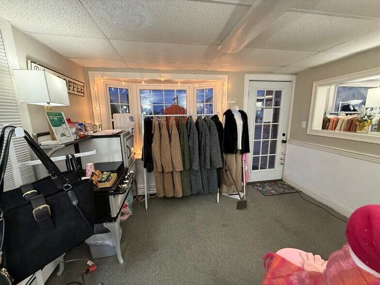 23 Sandwich St, Plymouth, MA à louer - Photo de l’immeuble – Image 2 sur 20