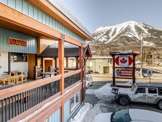 Plus de détails pour 892 6th Ave, Fernie, BC - Hôtellerie à vendre