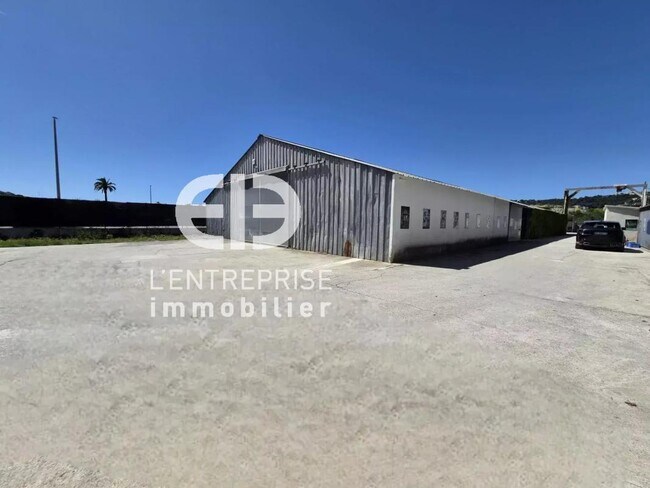 Plus de détails pour Industriel/Logistique à louer