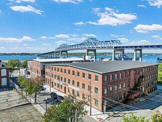 Plus de détails pour 28 Anawan St, Fall River, MA - Industriel/Logistique à vendre