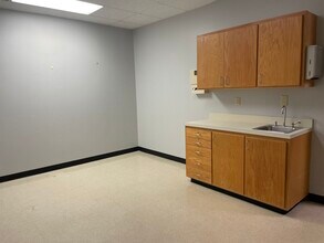 4848 NE Stallings Dr, Nacogdoches, TX à vendre Photo intérieure– Image 1 sur 5