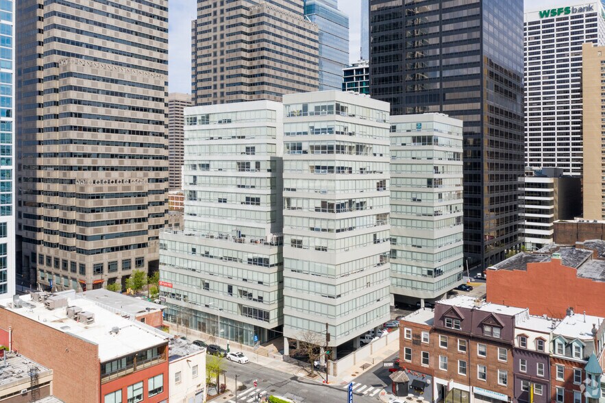 2040 Market St, Philadelphia, PA à louer - Photo principale – Image 1 sur 7